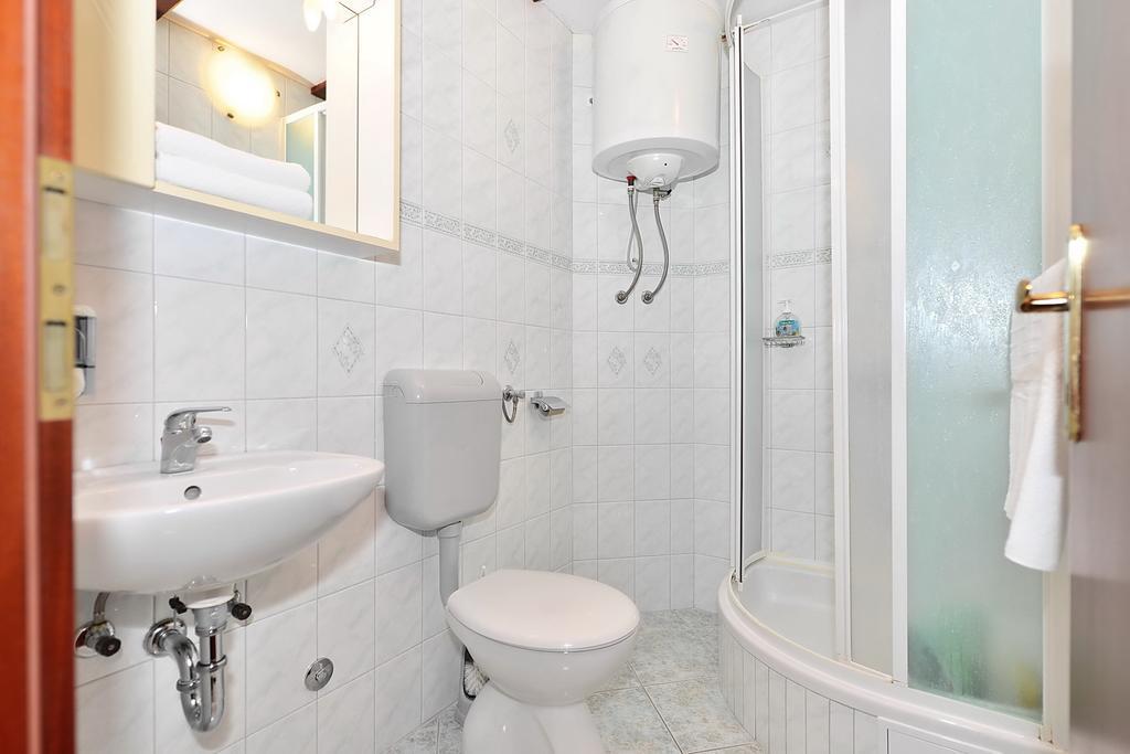 Apartments Mirabella Omiš Δωμάτιο φωτογραφία